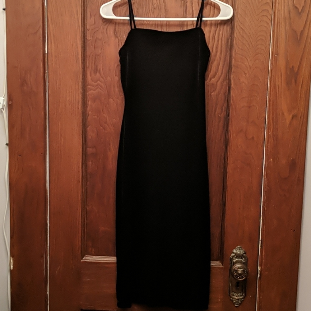 Medium Black Velvet Midi Dress square neck